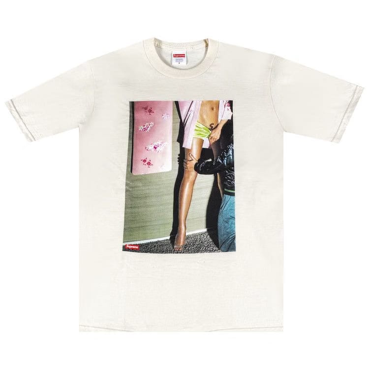 Supreme Model T-Shirt Natural