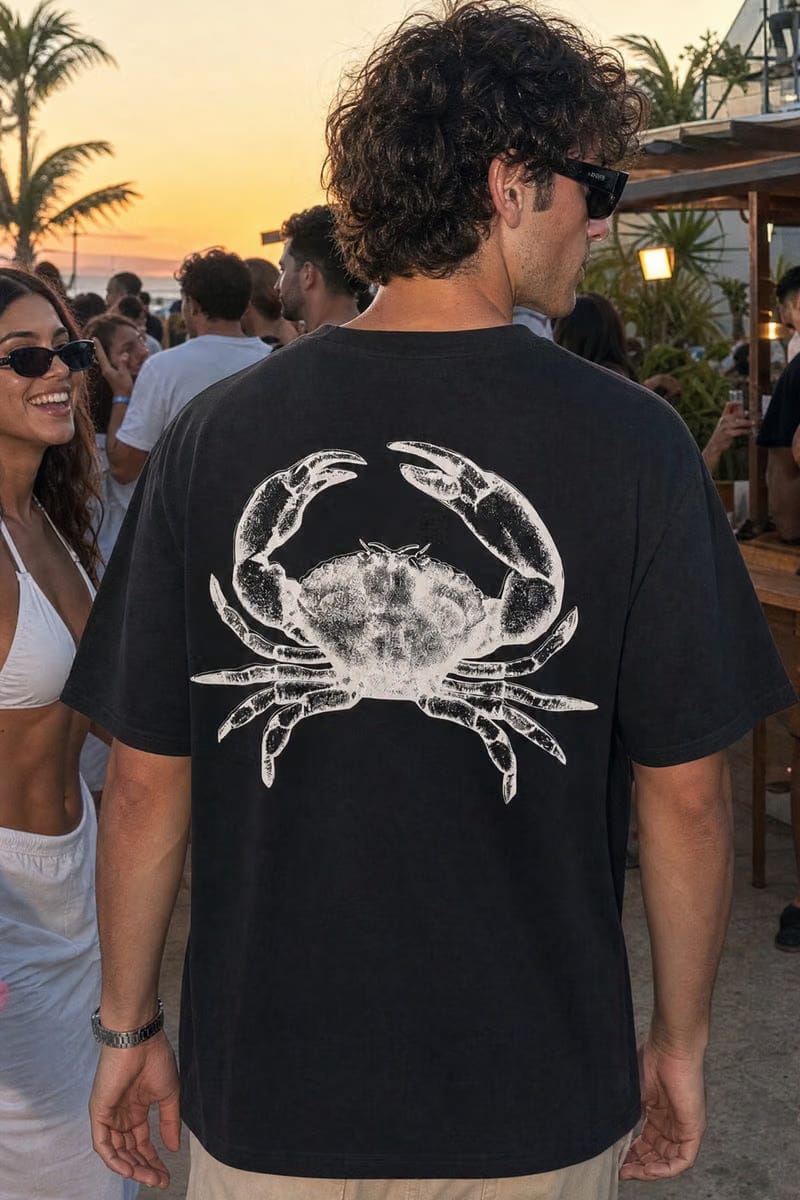 Off supply The crab black t-shirt
