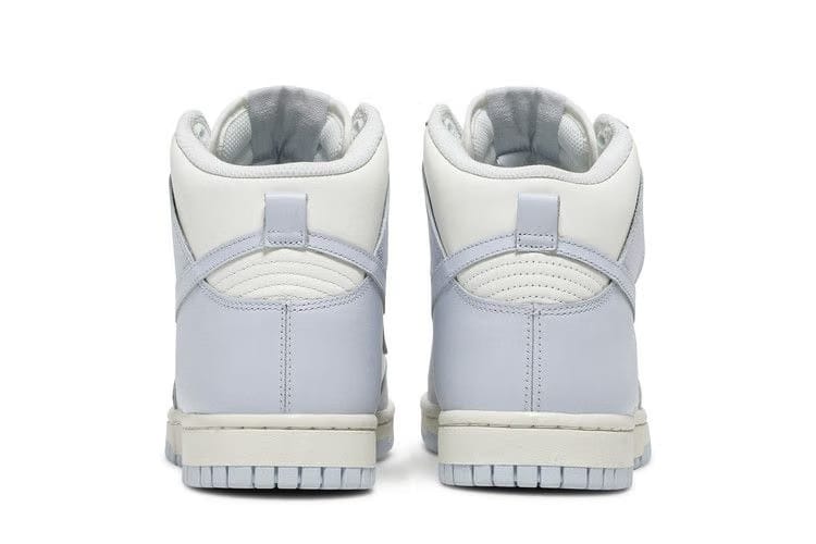 Wmns Dunk High Football Grey