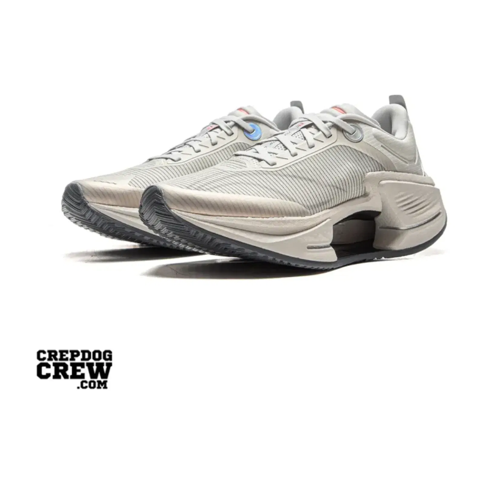 Li-Ning Shadow 3 Essential BEIGE GREY