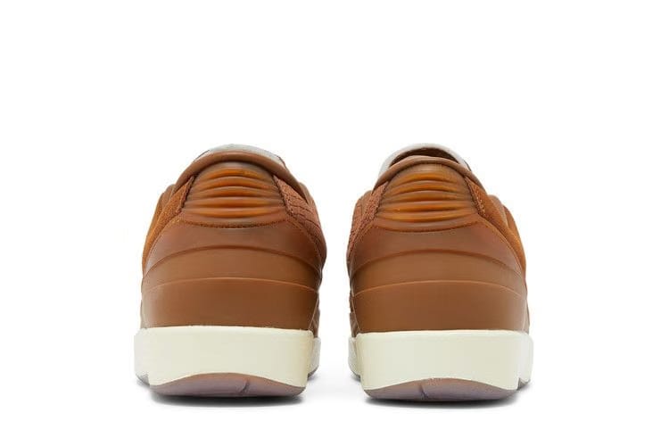 Air Jordan 2 Low Two 18
