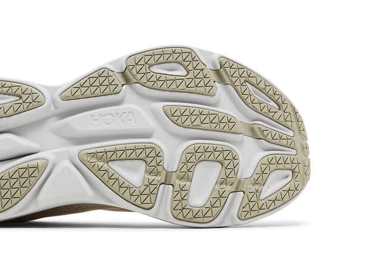 Hoka Bondi 8 Oat Milk Barley