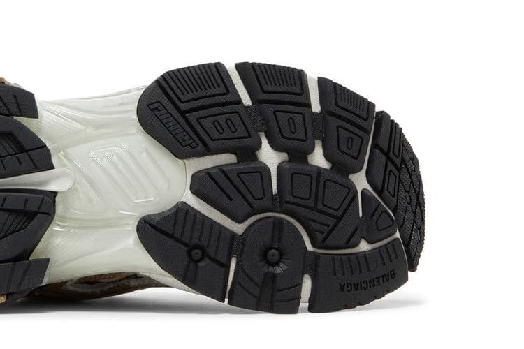 Balenciaga Wmns Runner Sneaker 'Beige'