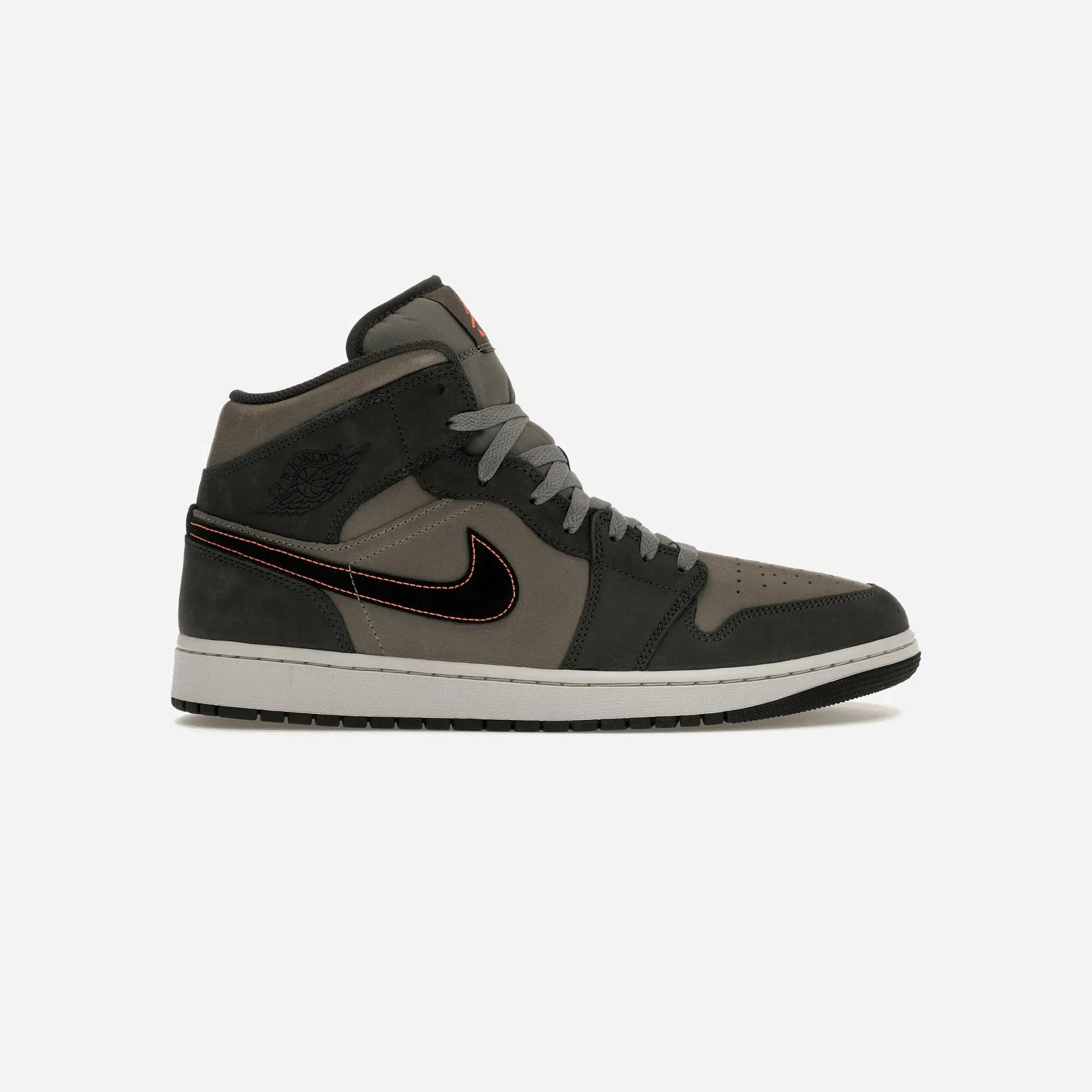 Air Jordan 1 Mid SE Night Stadium