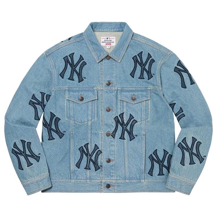 Supreme x New York Yankees Denim Trucker Jacket Washed Blue