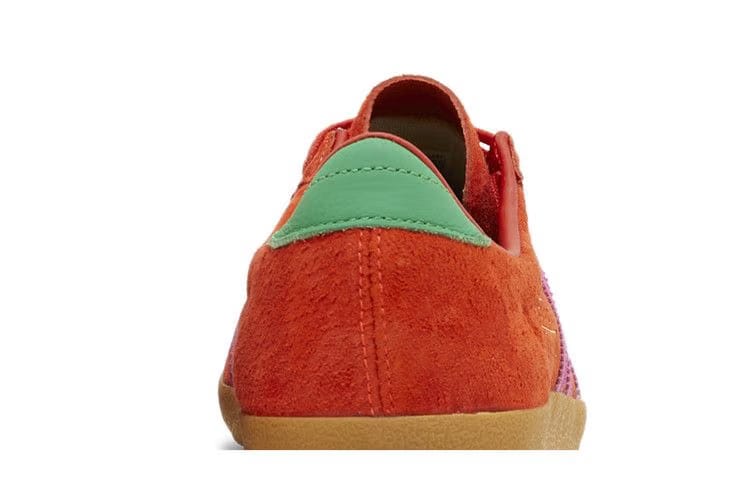 size? x adidas Mexicana Cinco de Mayo - Solar Red