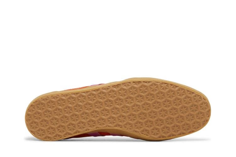 size? x adidas Mexicana Cinco de Mayo - Solar Red