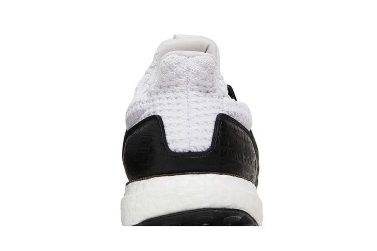 Adidas UltraBoost DNA Animal Pack - Croc