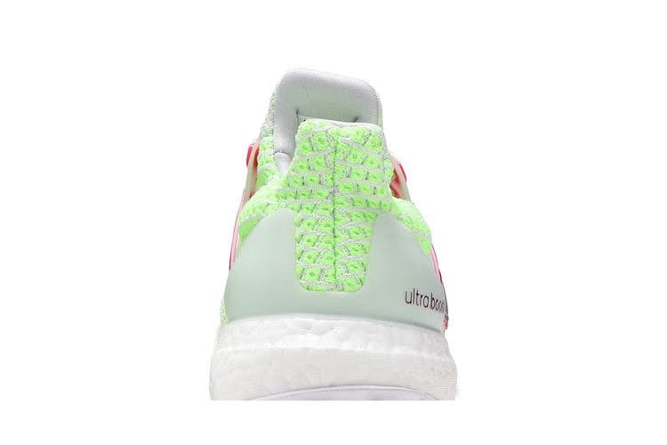 Adidas Wmns UltraBoost 5.0 DNA 'Glow In The Dark - White Black'