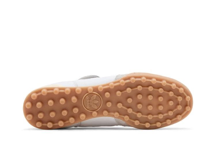 Sneakersnstuff x adidas Mundial Team Football Pack