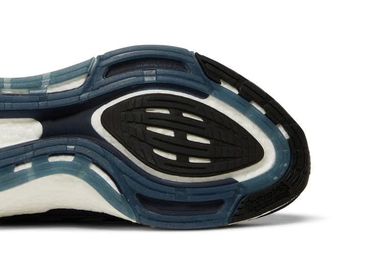 Adidas UltraBoost 22 Collegiate Navy