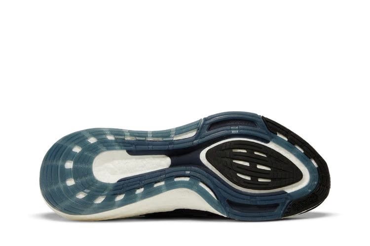 Adidas UltraBoost 22 Collegiate Navy