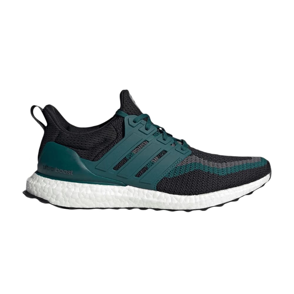 Arsenal x adidas UltraBoost DNA Football Pack
