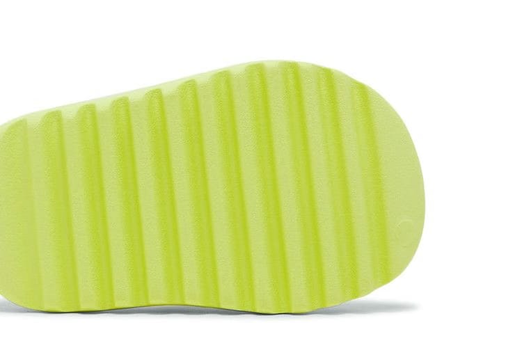 Adidas Yeezy Slides Kids Glow Green 2022