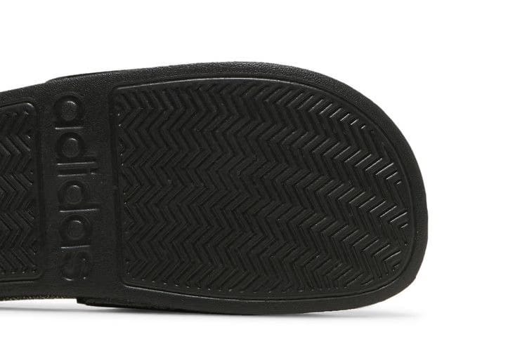 Marvel x adidas Adilette Shower Slide J Spider-Man