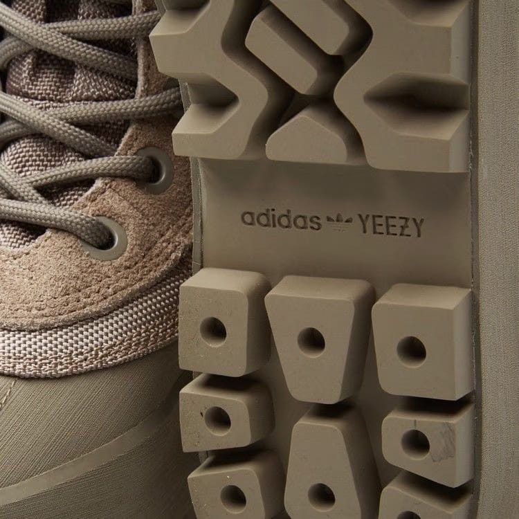 Adidas Wmns Yeezy 950 Boot 'Moonrock'