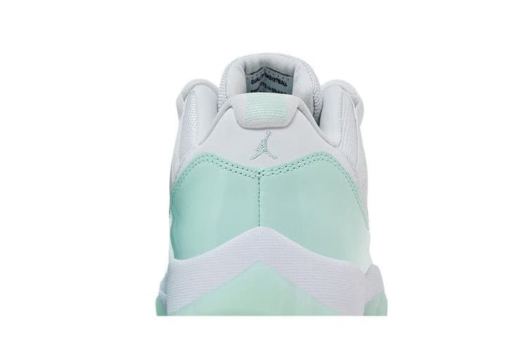 Wmns Air Jordan 11 Retro Low 'Igloo'