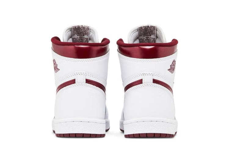 Air Jordan 1 Retro High '85 OG Metallic Burgundy