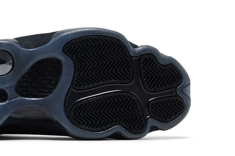 Air Jordan 13 Retro Cap and Gown