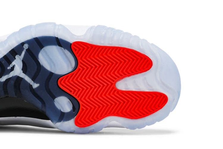 Air Jordan 11 Adapt White