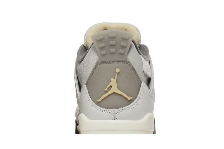 Air Jordan 4 Retro SE Craft GS Photon Dust