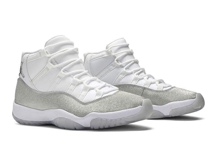 Wmns Air Jordan 11 Retro 'Vast Grey'