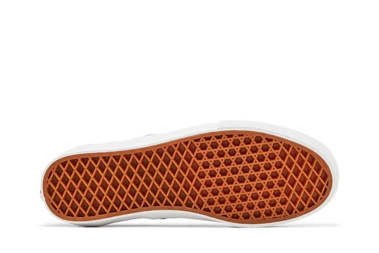 Skate Slip-On Pewter White
