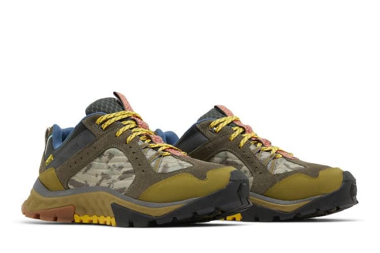 Bee Line x Timberland Solar Ridge Low Hiker GORE-TEX Olive