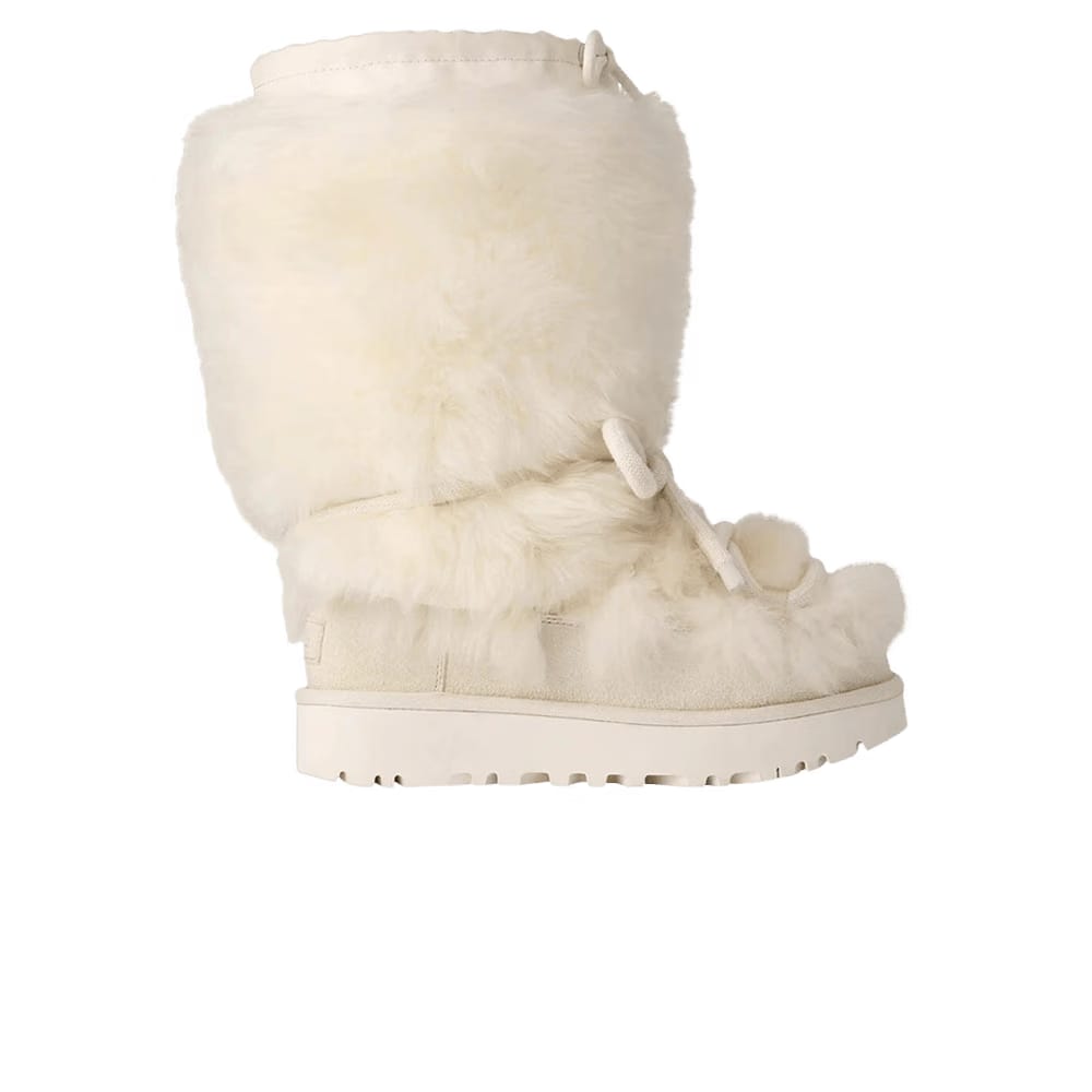 UGG Wmns Classic Tall Chalet Boot' White'
