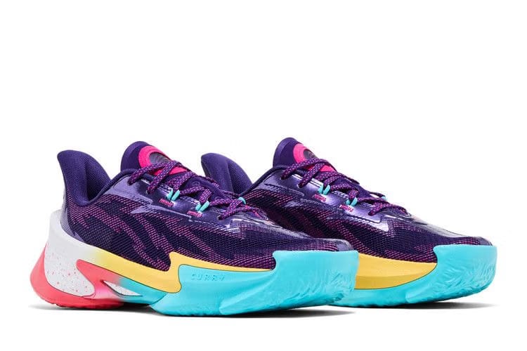 Under Armour Curry Series 7 Curry World Tour