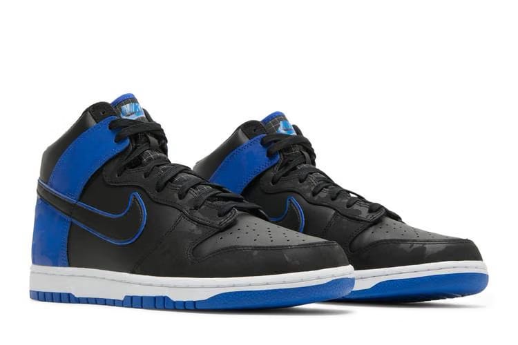 Dunk High Retro SE Hyper Royal Camo