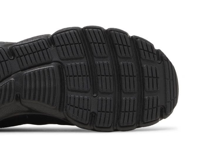 Under Armour Charged Assert 9 4E Wide Triple Black