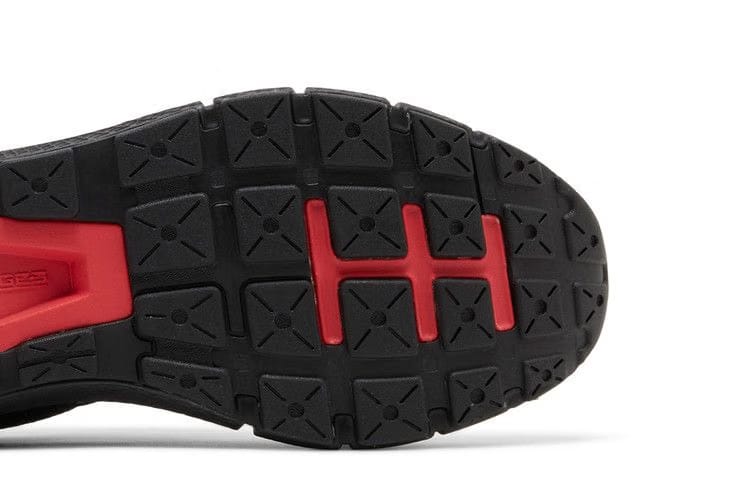 Under Armour Charged Rogue 2.5 Bred