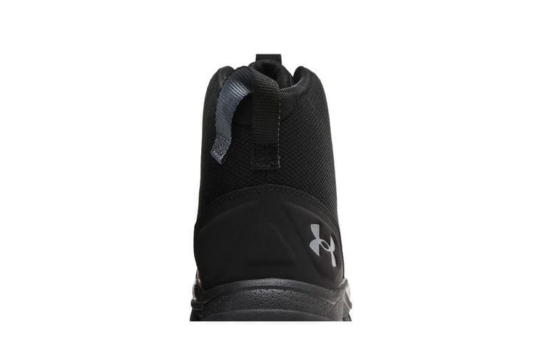 Under Armour Micro G Strikefast Mid Black Pitch Grey