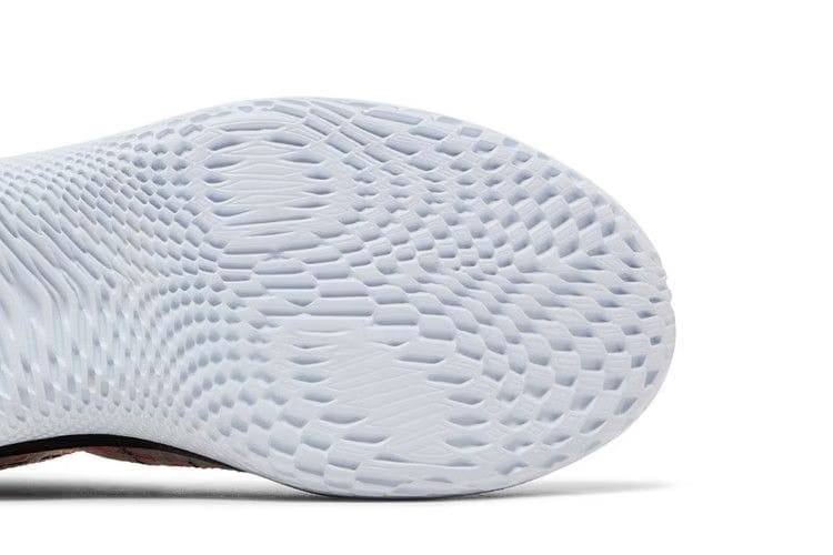 Under Armour Flow Velociti Wind White Beta
