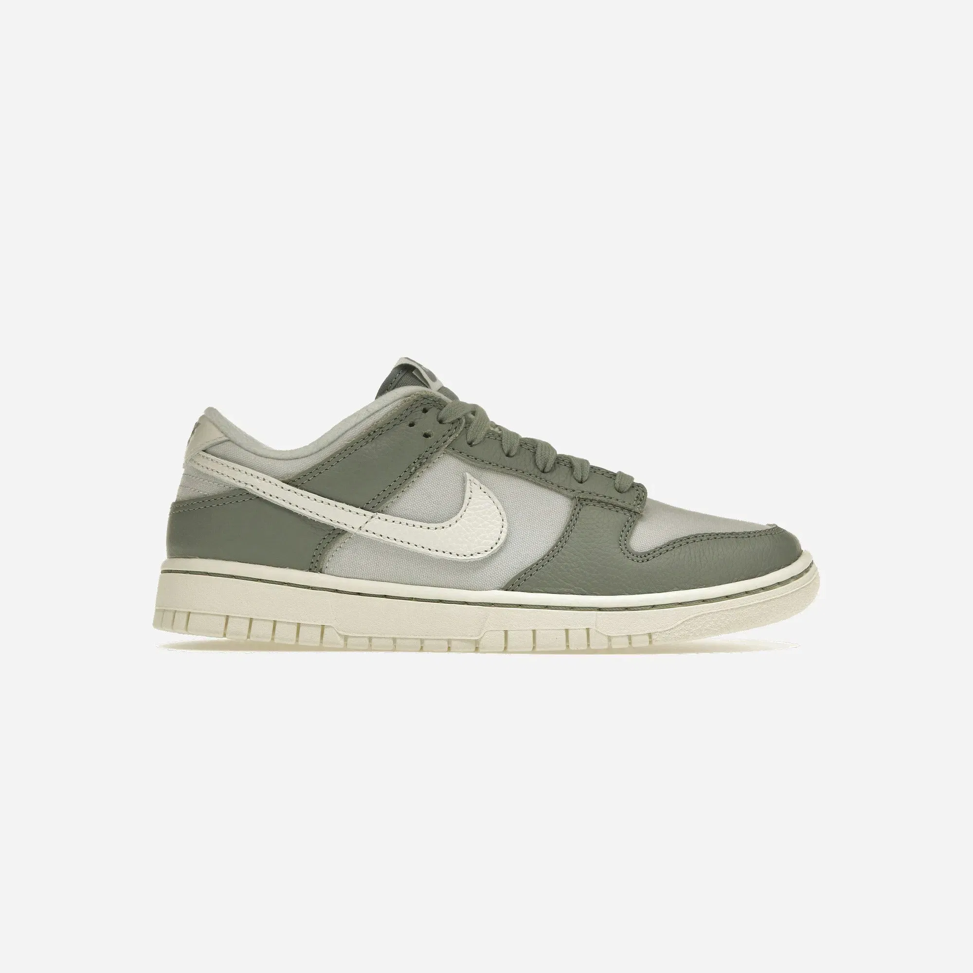 NIKE DUNK LOW MICA GREEN
