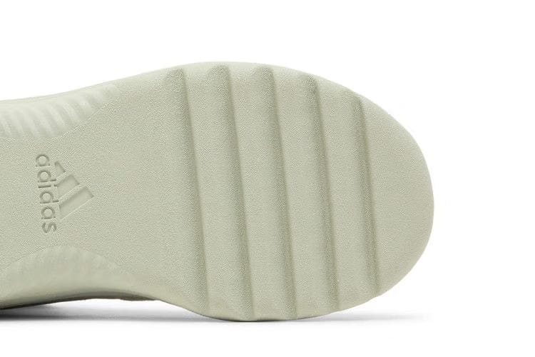 Yeezy Desert Boot Salt 2024