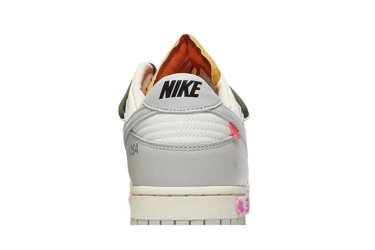 Off-White x Dunk Low Lot 22 of 50
