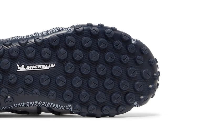 Under Armour HOVR Summit Fat Tire Cuff White Academy