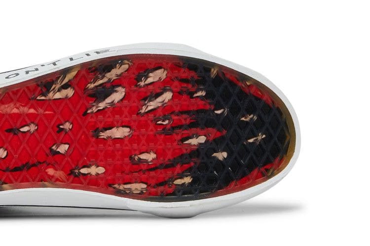 Stranger Things x Vans Sk8-Hi Reissue Upside Down