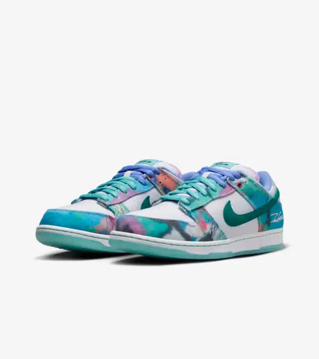 Nike SB Dunk Low Futura Laboratories Bleached Aqua