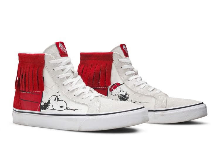 Peanuts x Vans Sk8-Hi Moc Dog House