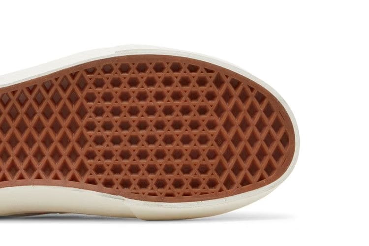 Vans Classic Slip-On VLT LX Pride