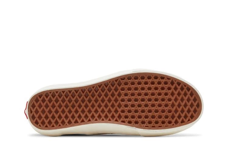 Vans Classic Slip-On VLT LX Pride