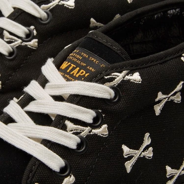 Vans WTAPS x OG Chukka Boot LX Bones