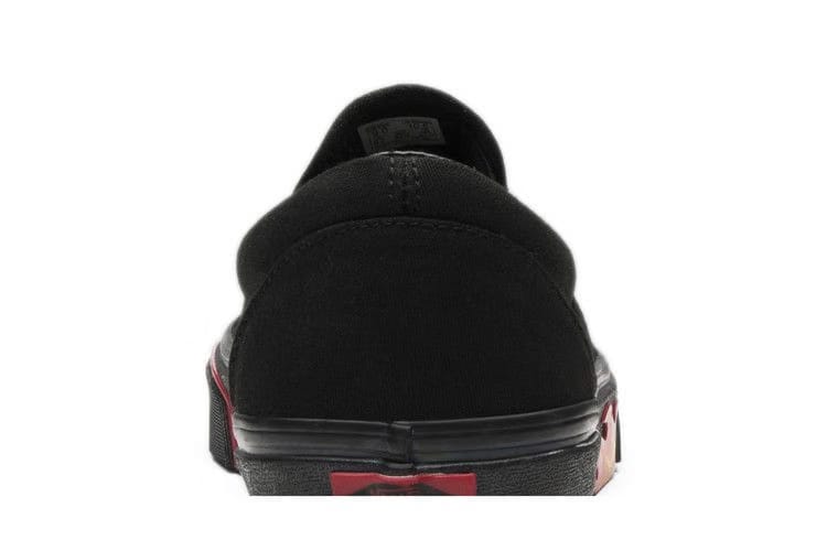 Vans Slip On Flame Wall
