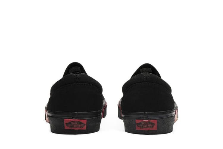 Vans Slip On Flame Wall