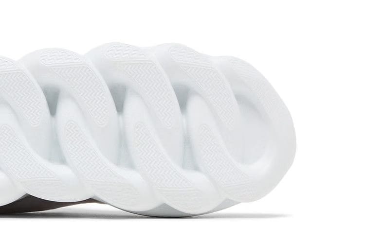 Versace Wmns Chain Reaction 'White'