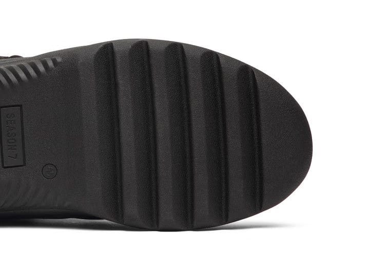Yeezy Season 7 Desert Boot Oil