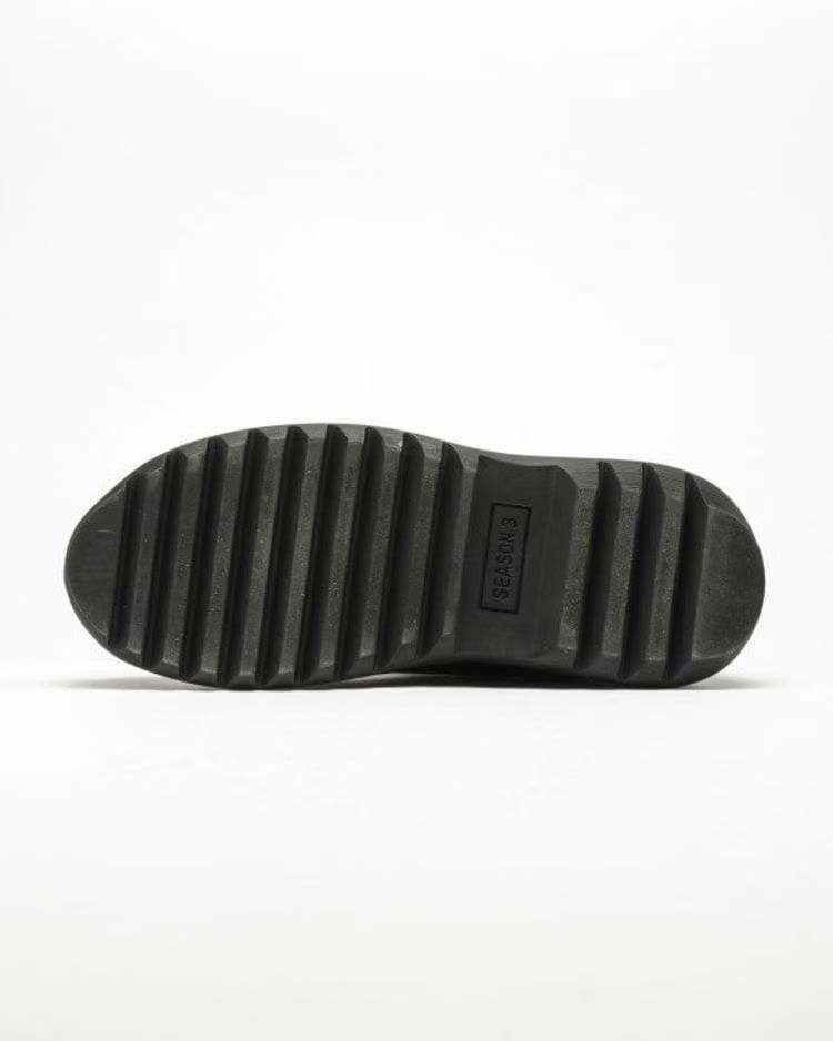 Yeezy Season 3 Military Boot Onyx Shade